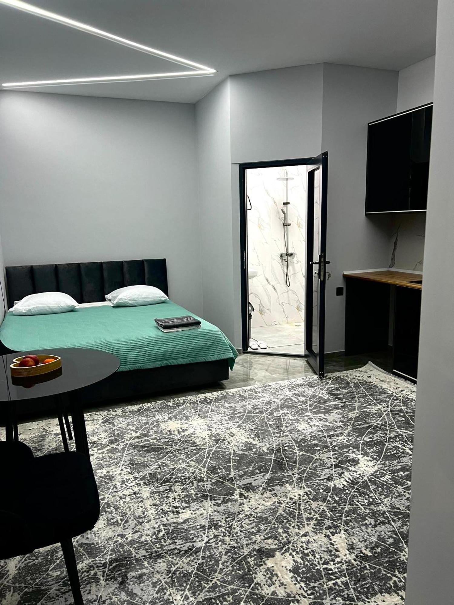 Lumi Hotel Bishkek Exterior photo